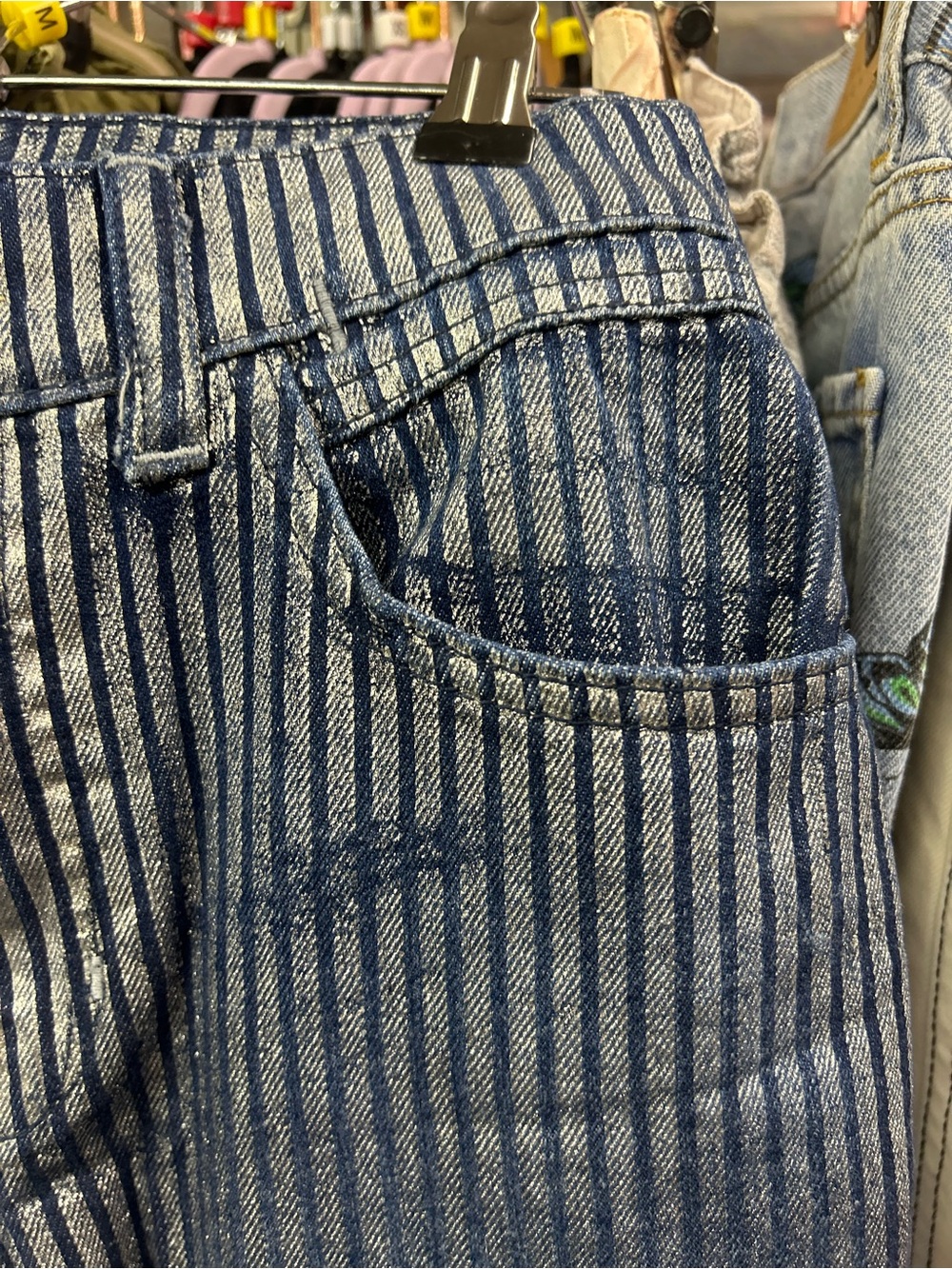 NWOT We The Free West Coast Relaxed Metallic Flare Jeans 28” - Picture 9 of 16